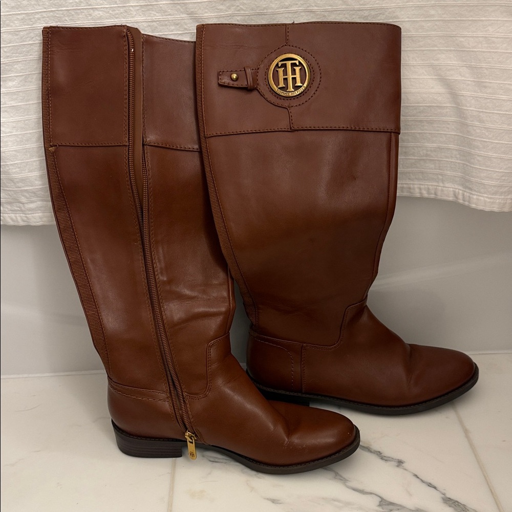 Tommy Hilfiger Chestnut Brown Tall Leather Riding Boots with Gold Logo